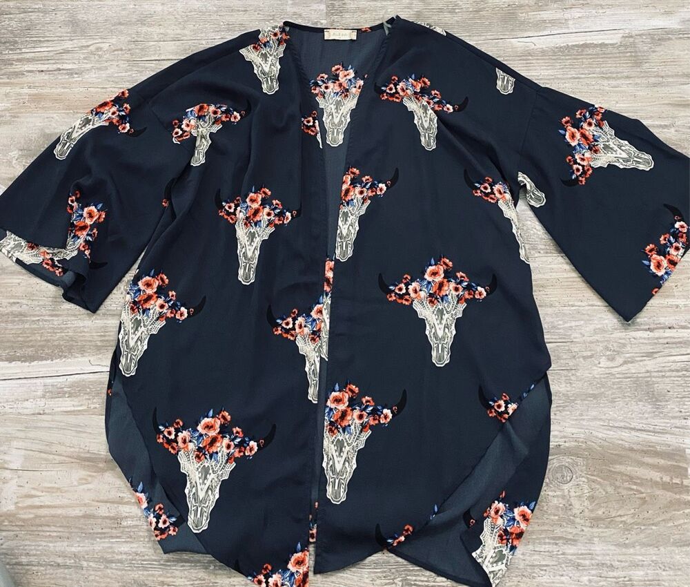 Altar’d state Bull Floral Western Kimono Cardigan Size Medium